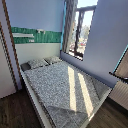 With Sauna & Parking In Oldtown *