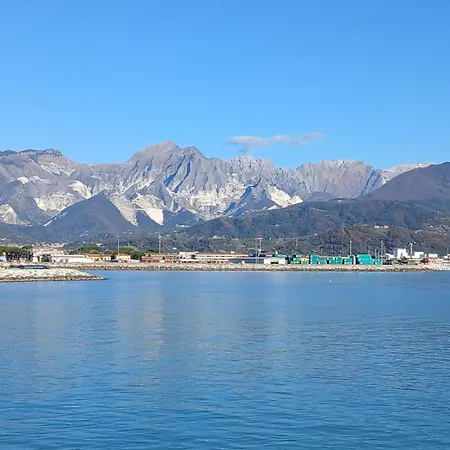 Private With Sauna & Parking Гостевой дом Каунас