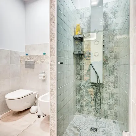 Pensión With Sauna & Parking In Oldtown *