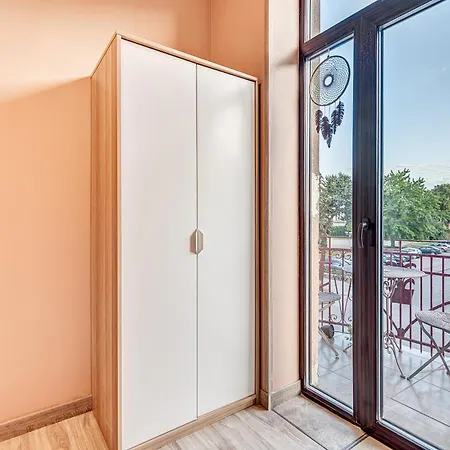 With Sauna & Parking In Oldtown