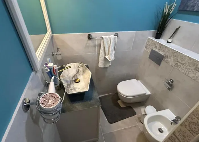 Private With Sauna & Parking *