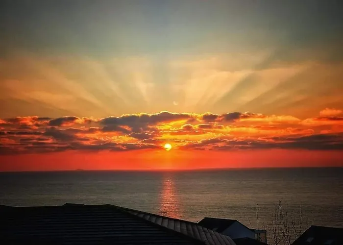 Private With Sauna & Parking